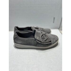 Sketchers micro leather Madison Ave grey bow slip on shoe women size 6